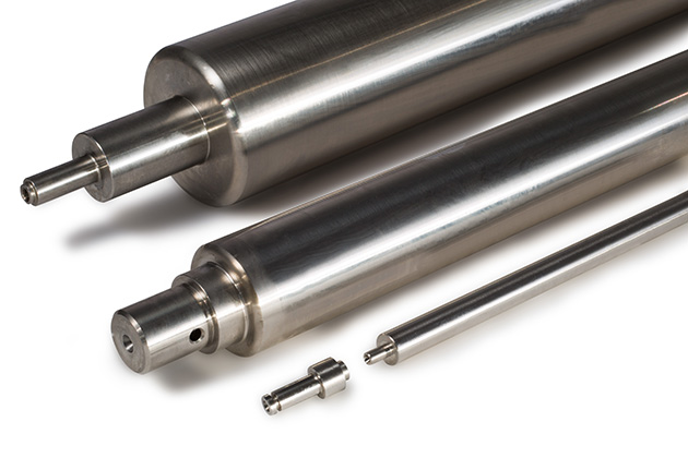 Roller cores / turning workpieces